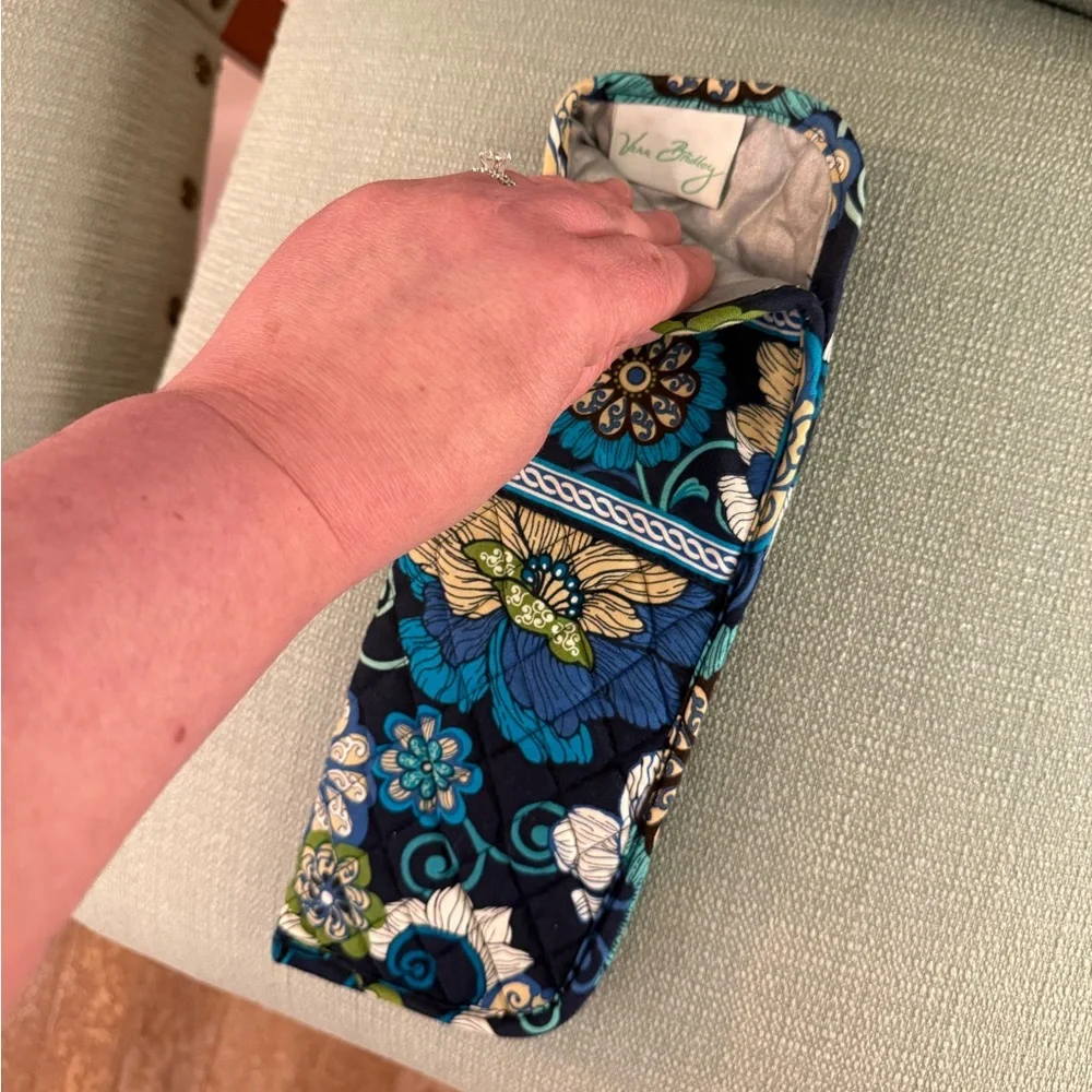 Vintage Vera Bradley in Mod Floral Blue - Sm Duffle, Jewelry Case + Iron Pouch - Picture 12 of 12